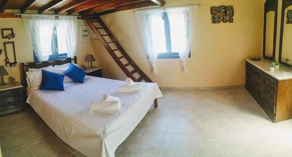 Zoes House Villa Kyra Panagia Екстериор снимка